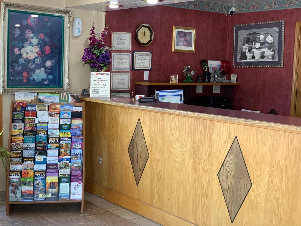 Red Carpet Inn Medford Zewnętrze zdjęcie