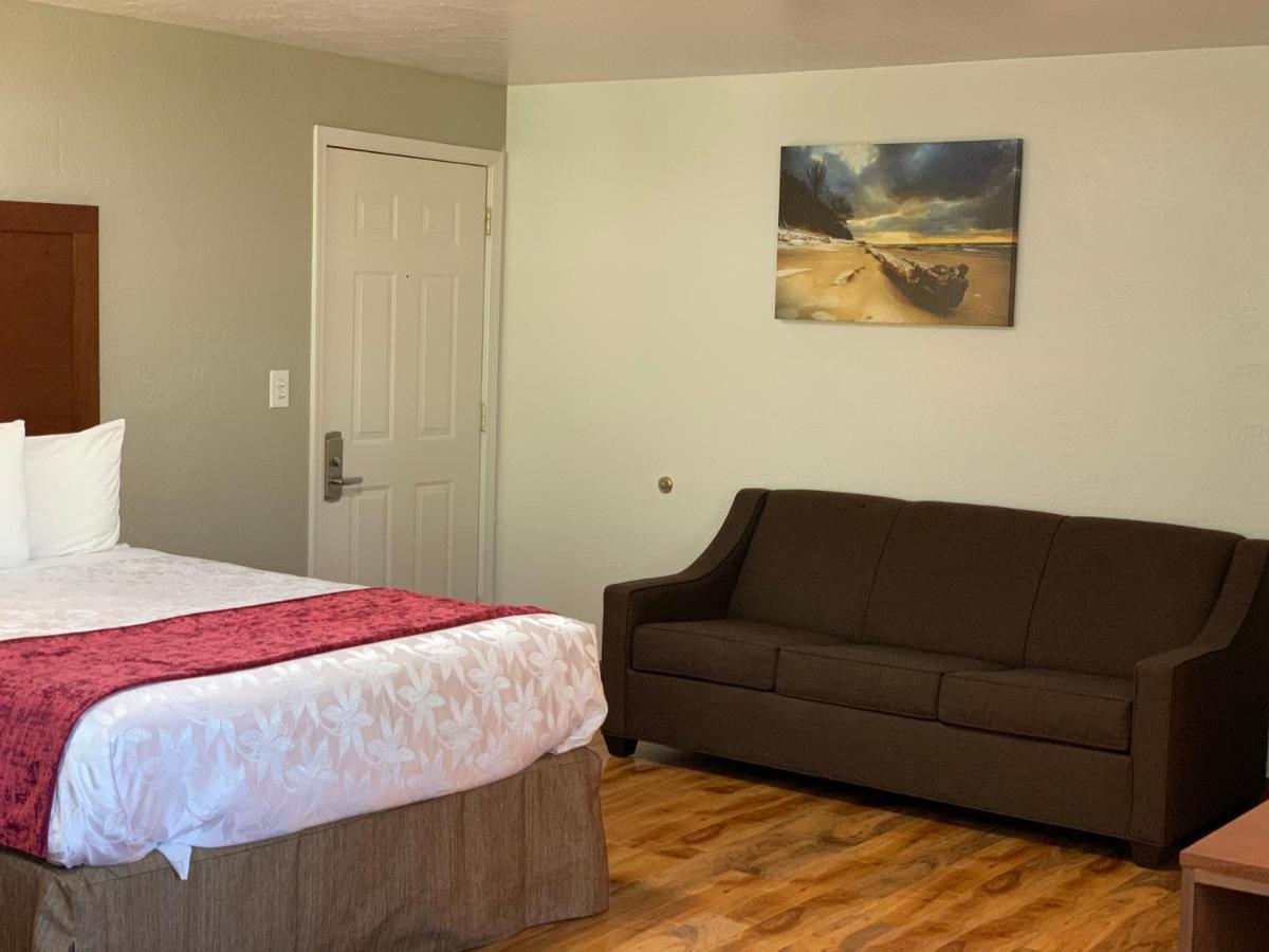 Red Carpet Inn Medford Zewnętrze zdjęcie