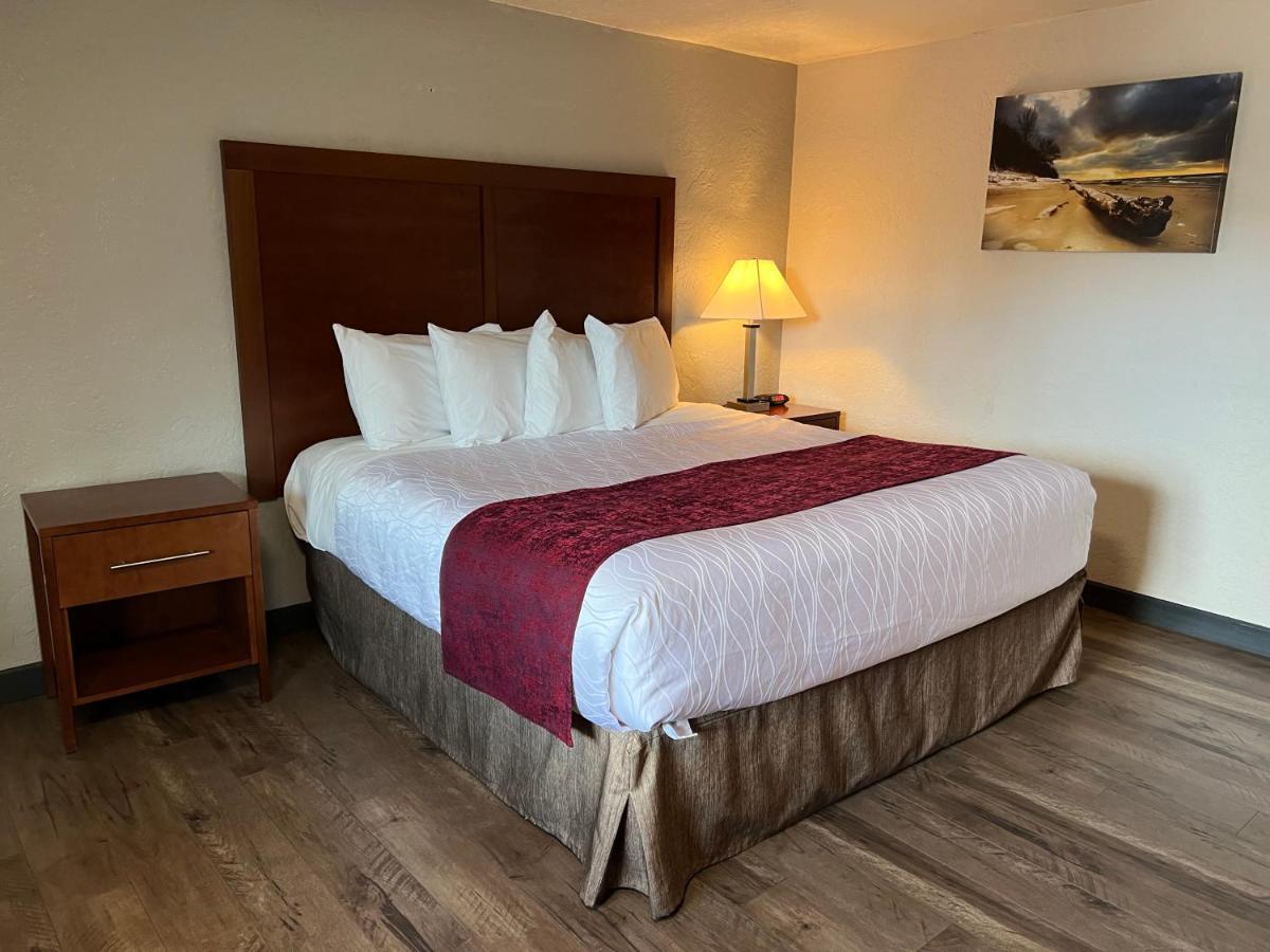 Red Carpet Inn Medford Zewnętrze zdjęcie