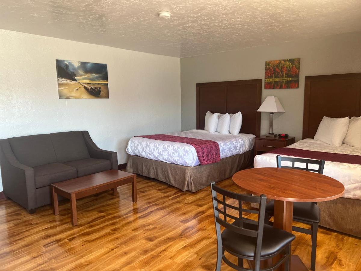 Red Carpet Inn Medford Zewnętrze zdjęcie