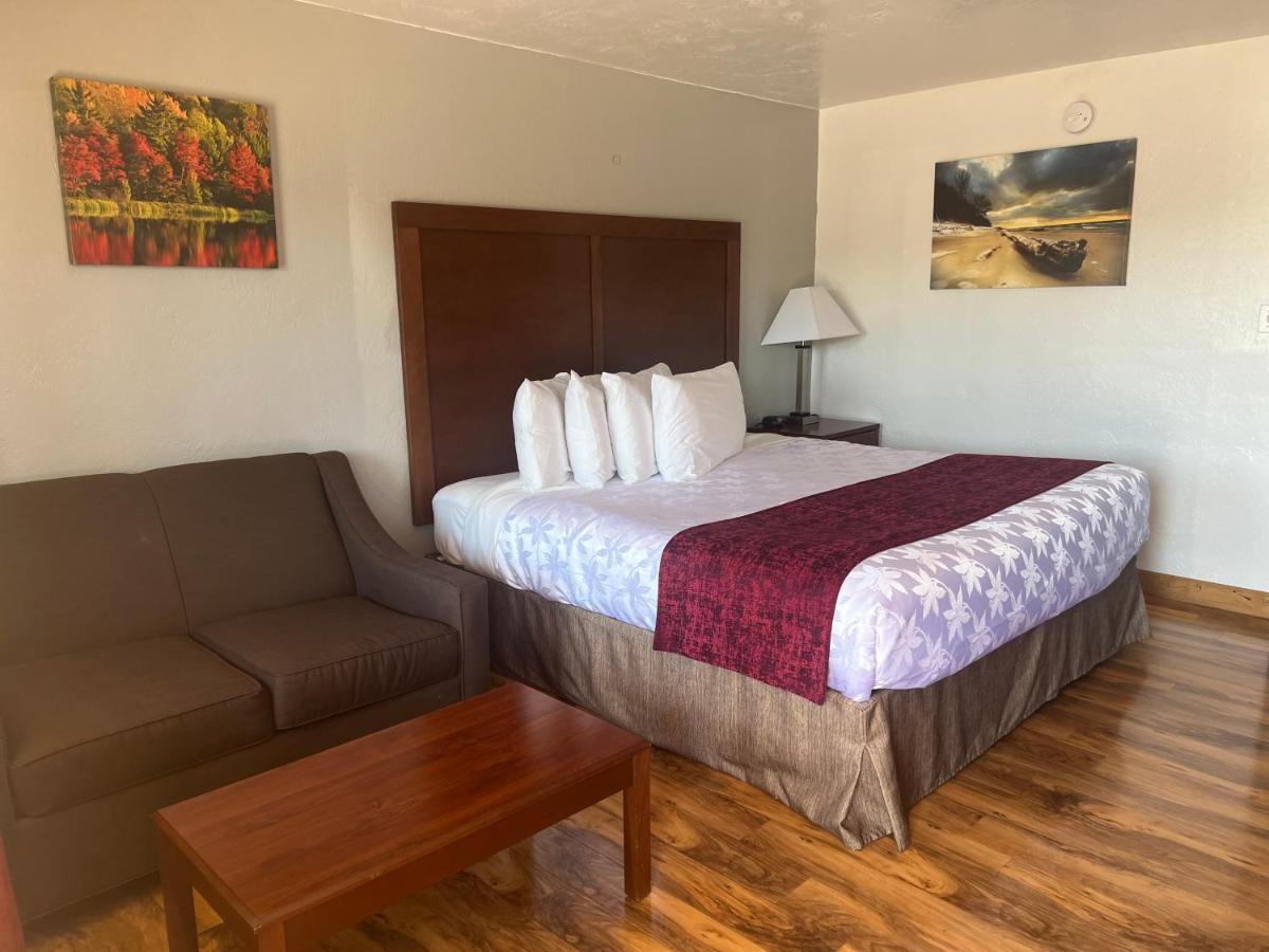 Red Carpet Inn Medford Zewnętrze zdjęcie