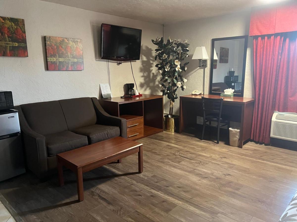 Red Carpet Inn Medford Zewnętrze zdjęcie