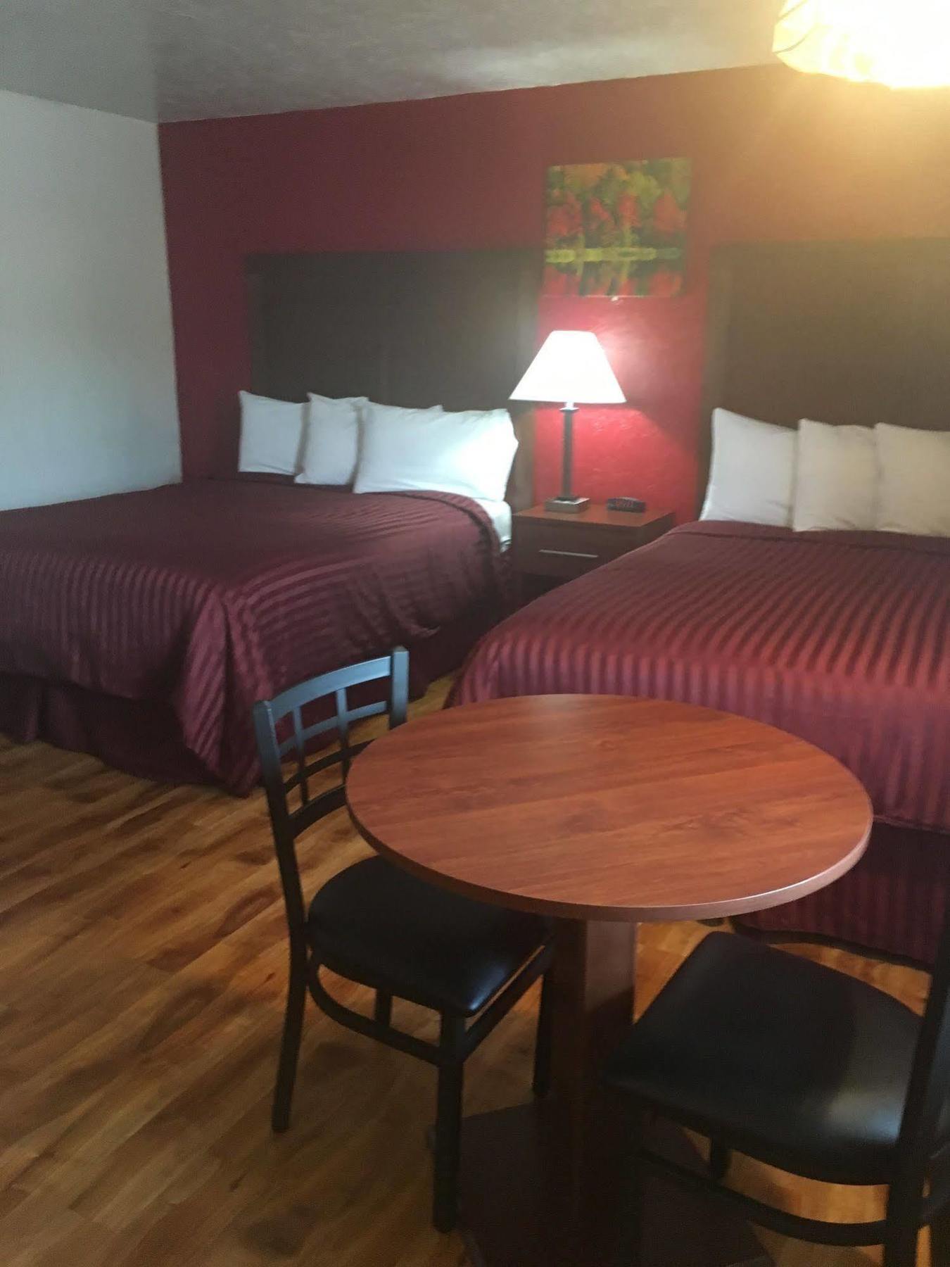 Red Carpet Inn Medford Zewnętrze zdjęcie
