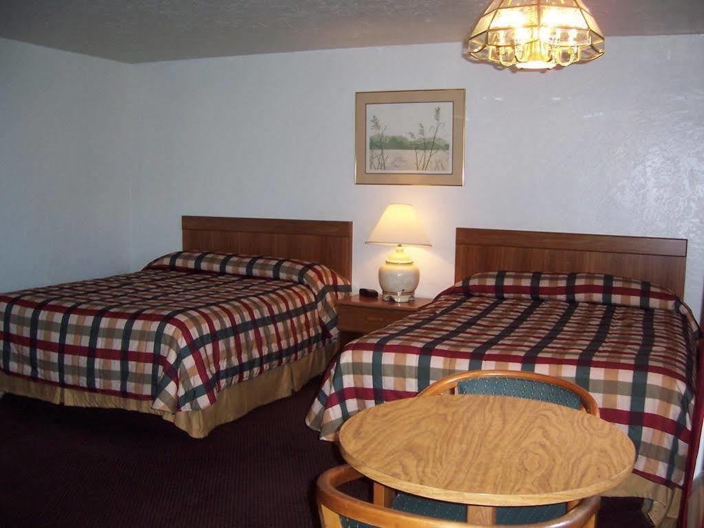 Red Carpet Inn Medford Zewnętrze zdjęcie